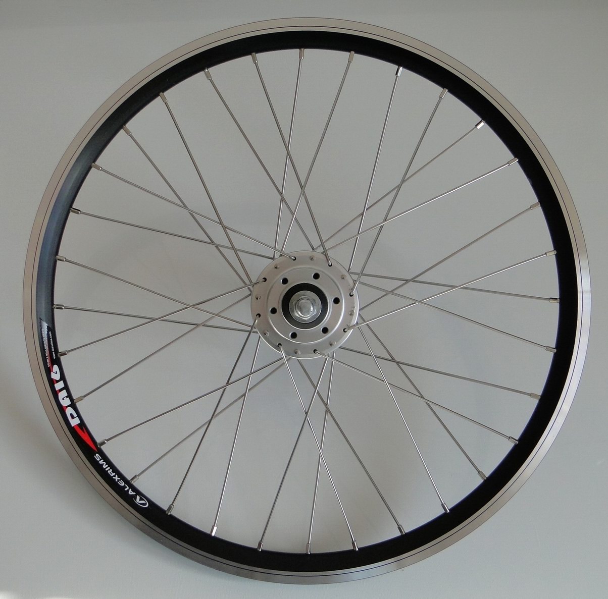 Custom Recumbent Wheels Sram Dual Drive II Alex DA16 32 spokes