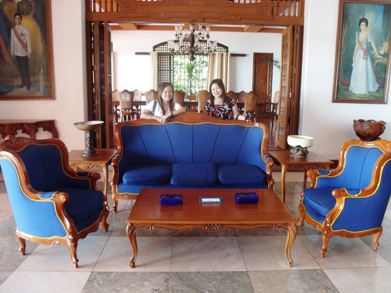 the adventures of "Dora" ;) Ferdinand Marcos, Batac Ilocos Norte .. ;)