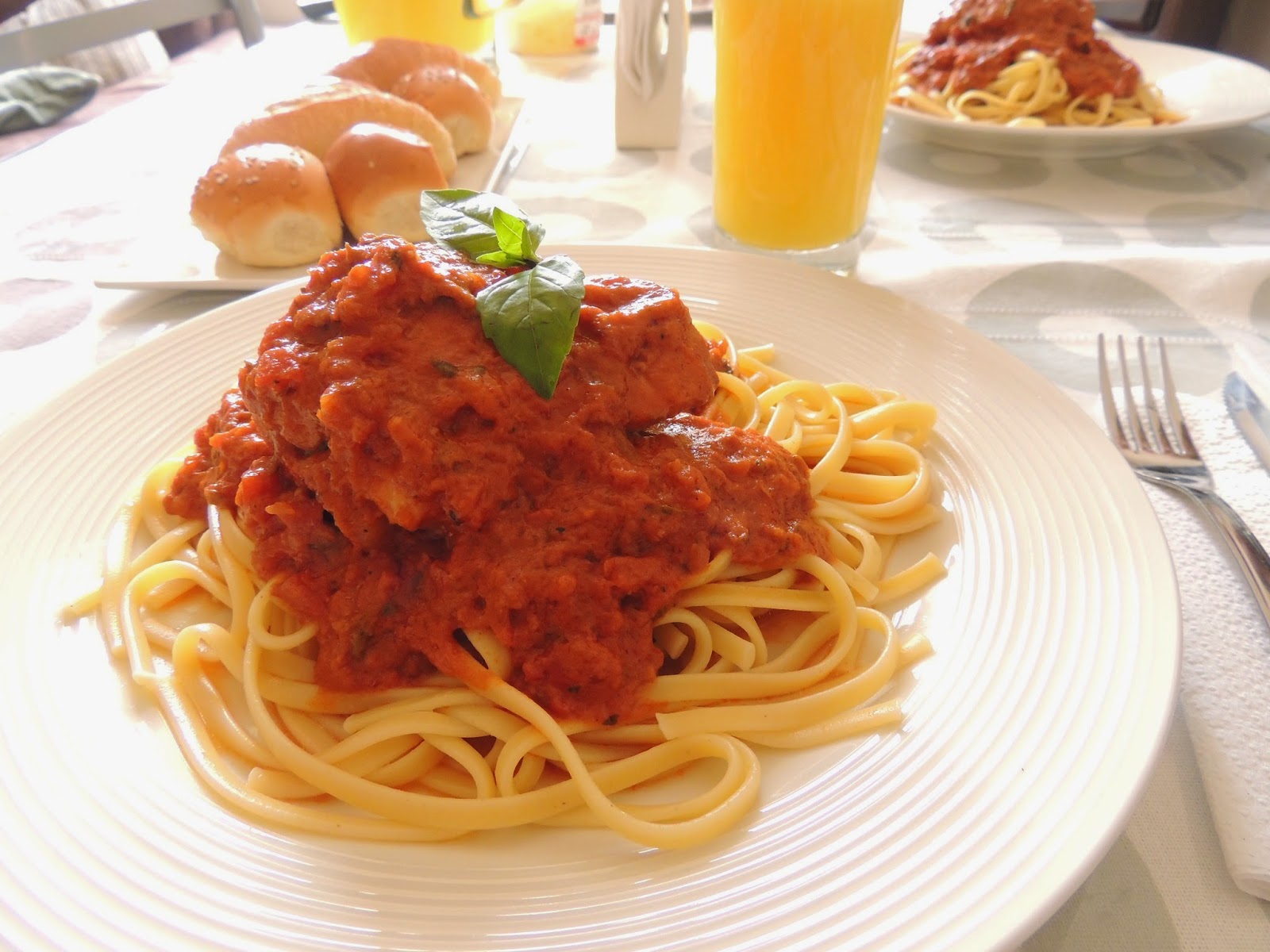 Hoy vamos a preparar SPAGHETTI EN SALSA ROJA