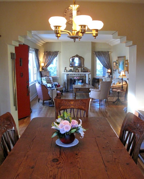 An OldFashioned World My little dining room