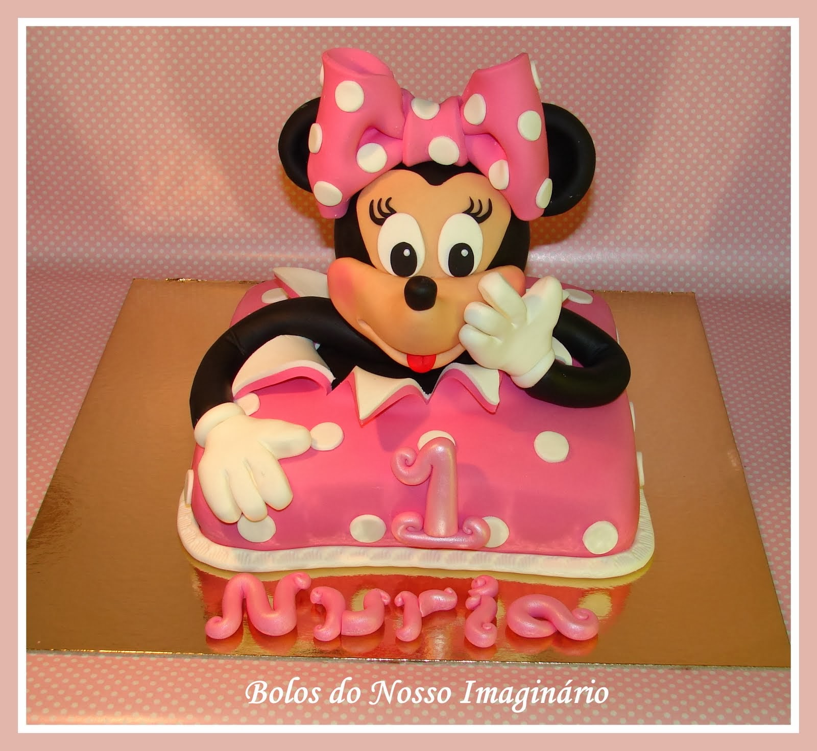 BOLO DE ANIVERSÁRIO MINNIE