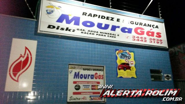 Rolim de Moura - Depósito de gás é alvo de assaltantesDois individuos armados chegaram ao local e roubaram a quantia aproximada de R$ 300,00
