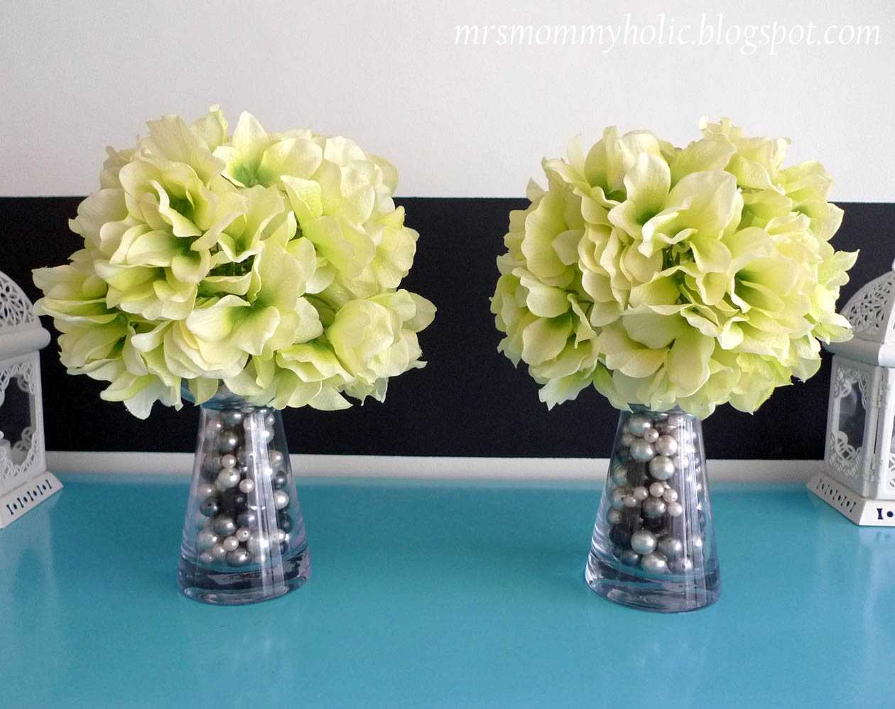 MrsMommyHolic DIY Pearls as flower vase fillers