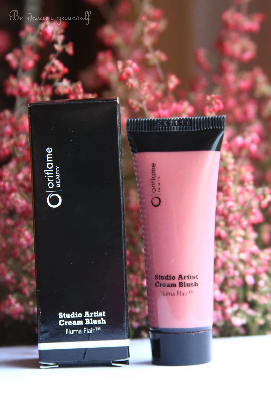 Be dream yourself Oriflame Cream Blush Sheer Berry