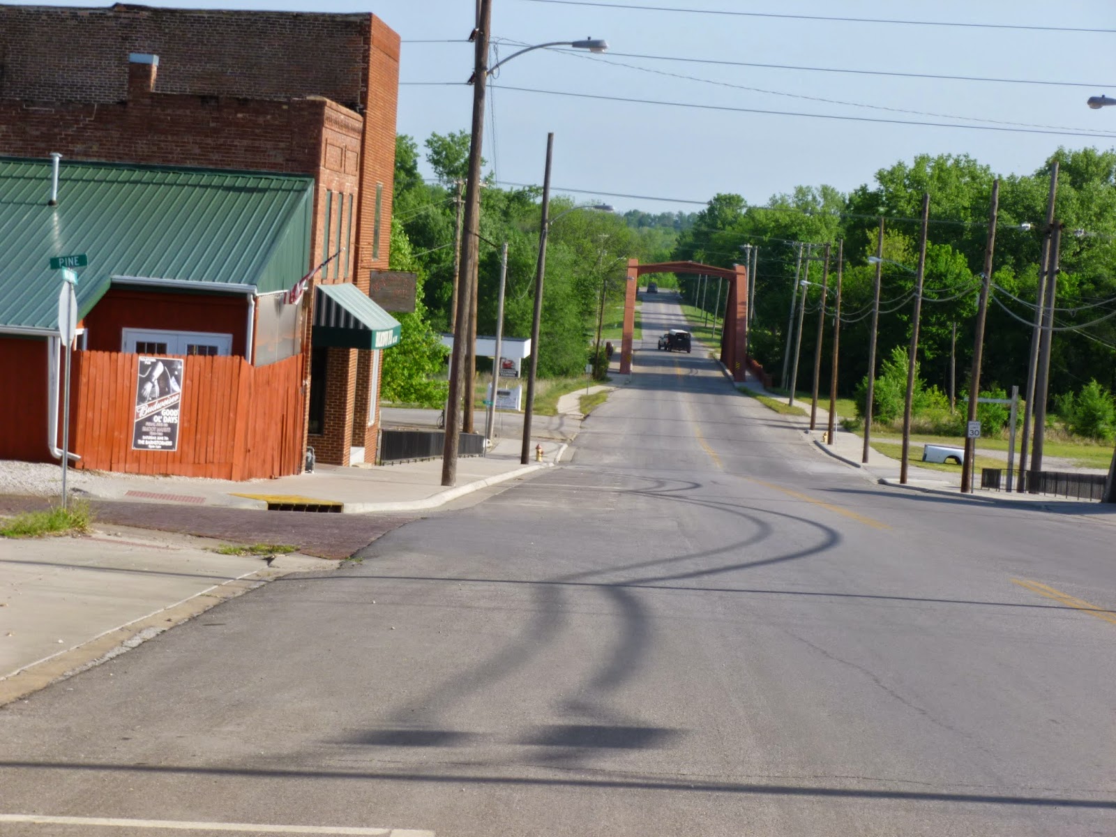 seniors walking across america POST 1316; MAY 10, 2014; FORT SCOTT, KANSAS