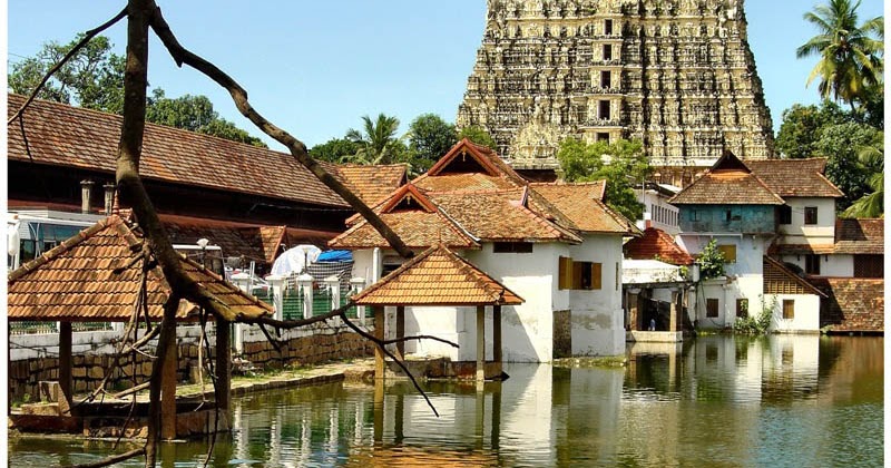 Tourism in Asia: Sree Padmanabhaswamy Temple in Trivandrum ...