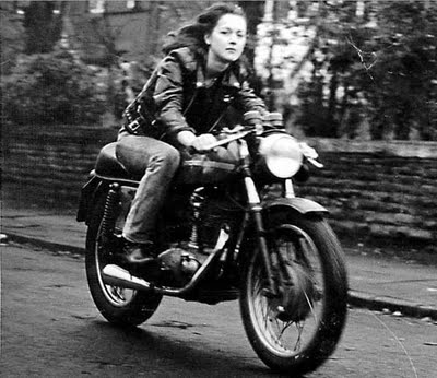 [OLD] Luane "Dawn" Buffon [OLD] Girl+on+a+motorcycle