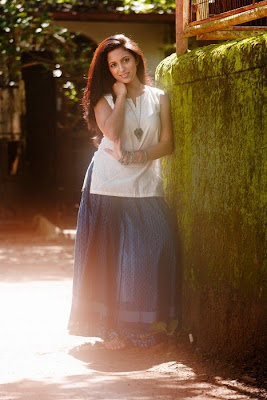 Actress Aasheeka Hot Photos |Actress Aasheeka Hot Saree Photos