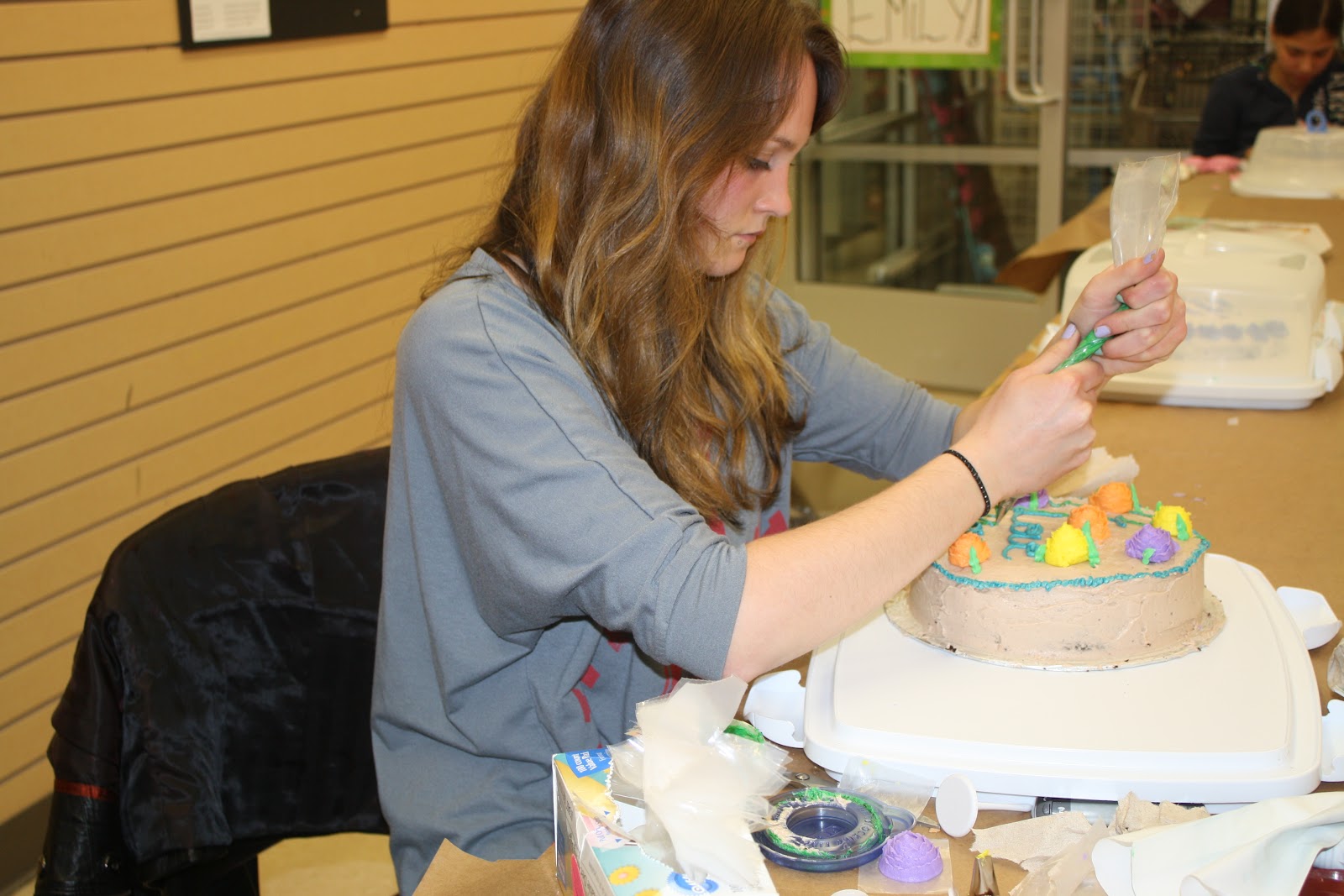 Slugs Snails And Puppy Dog Tails Basic Cake Decorating Class At