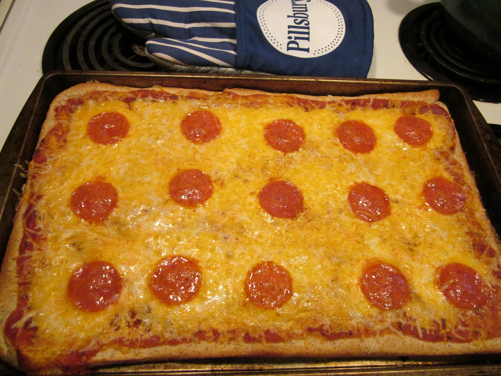 New Pillsbury Artisan Pizza Crust review and giveaway — Luv Saving Money