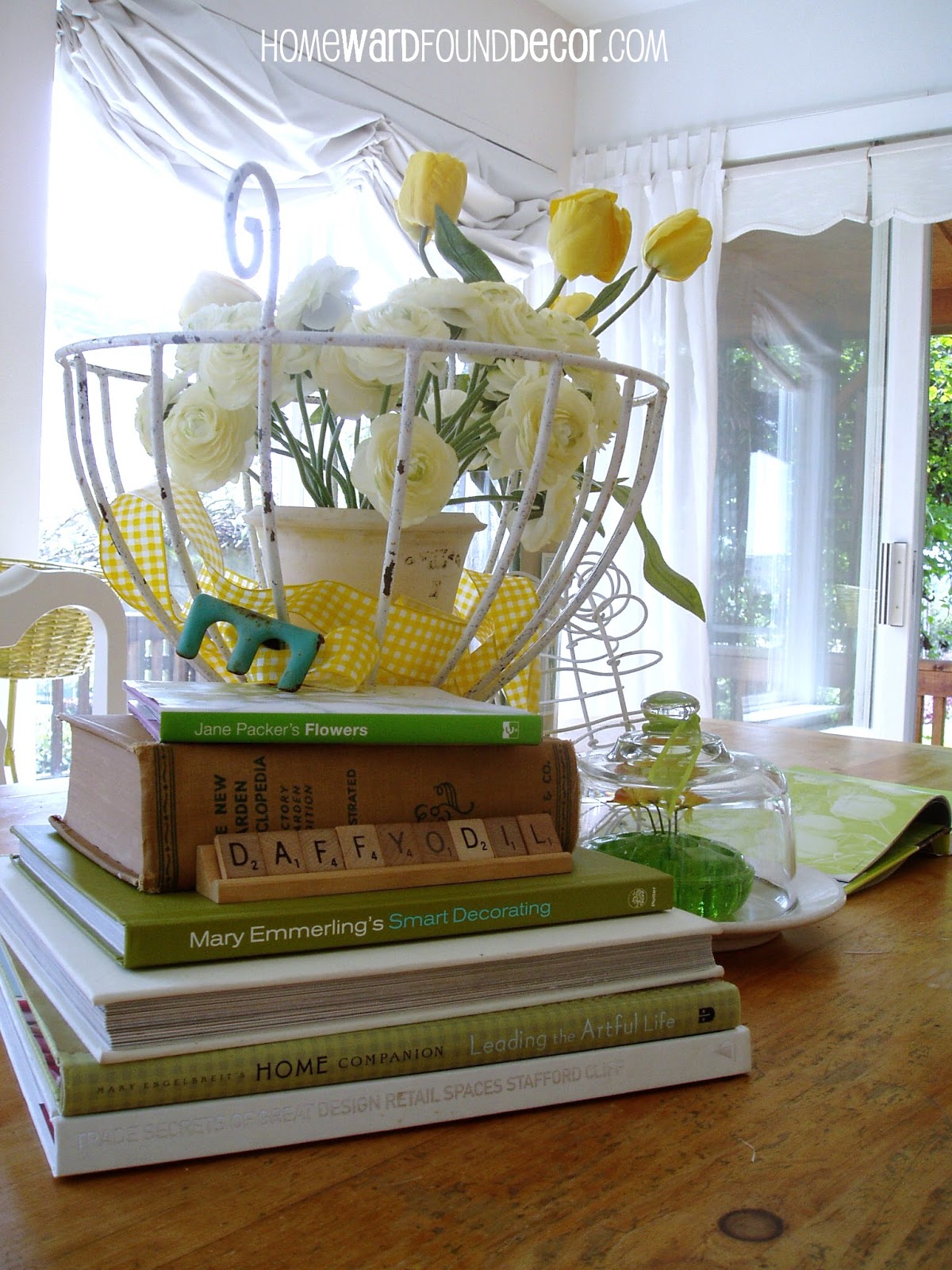 decorating by the book! homewardFOUND decor