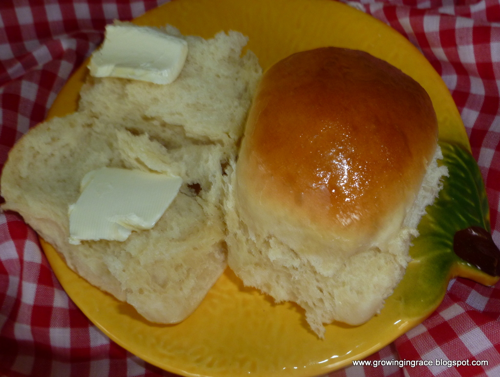 Growing in Grace Easy Light Rolls