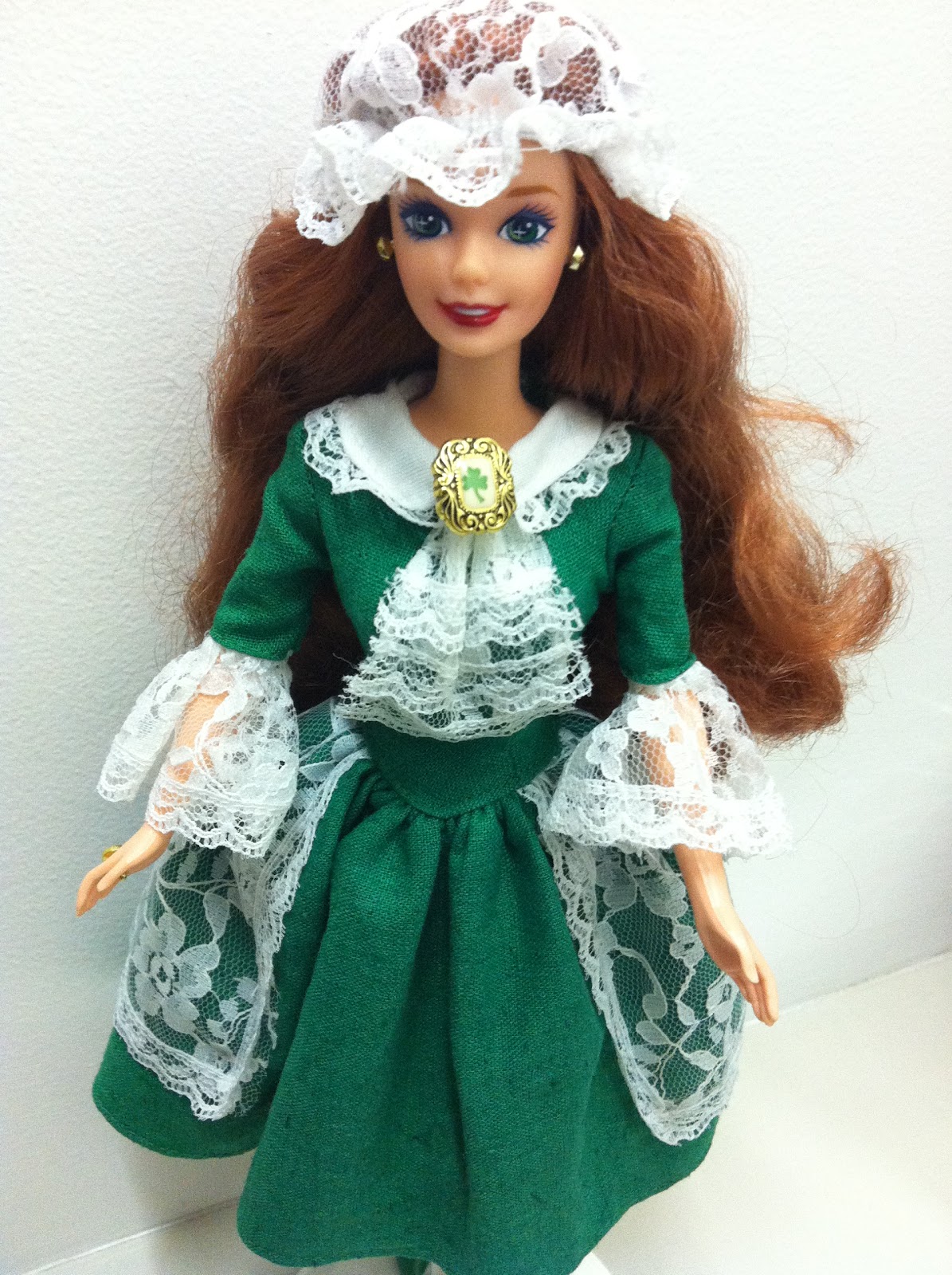 Barbie De-Boxed: Dolls of the World: Irish (2nd Edition)