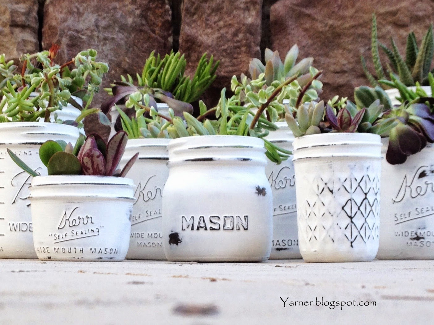 Annie Sloan Chalk Paint Mason Jars - Mason Jar Crafts Love