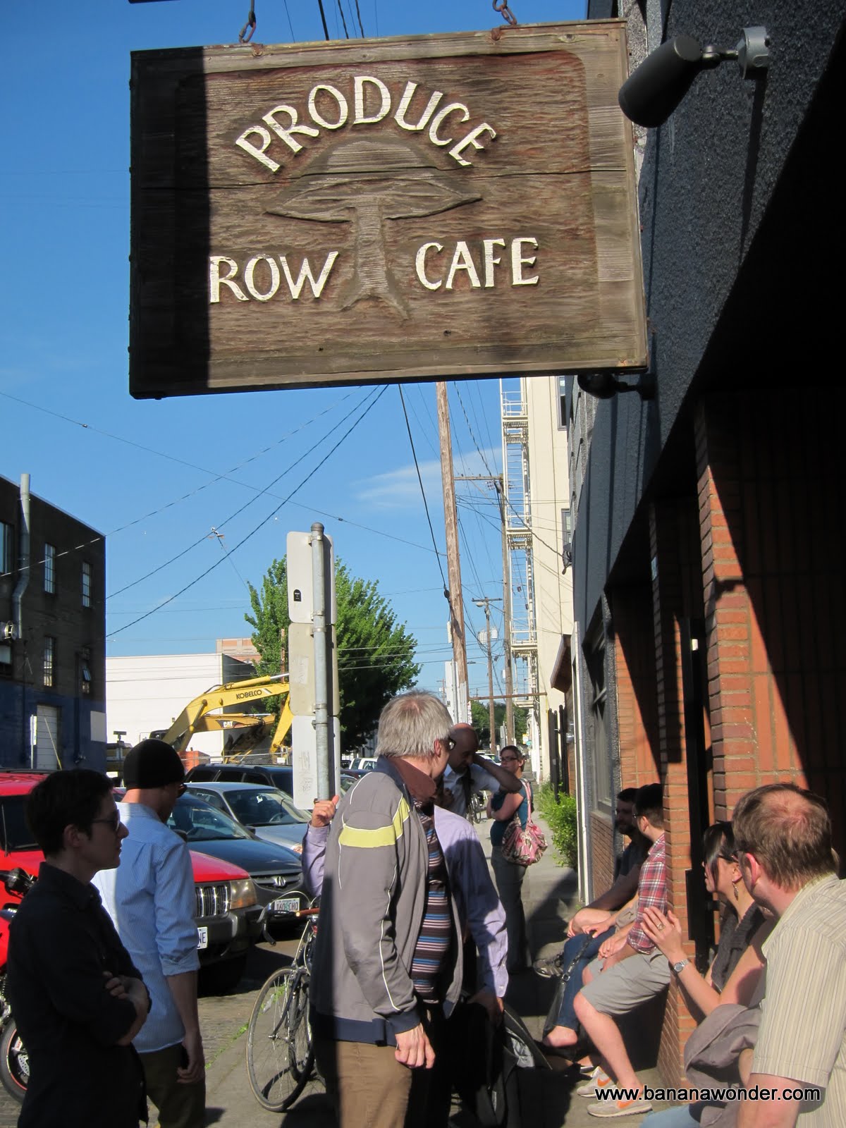 Banana Wonder One of PDX's Oldest Produce Row Cafe