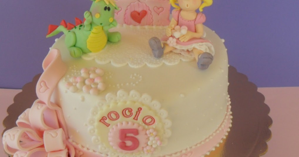 Tartas Artisticas.: TARTA FONDANT PARA LA PRINCESA DE LA CASA