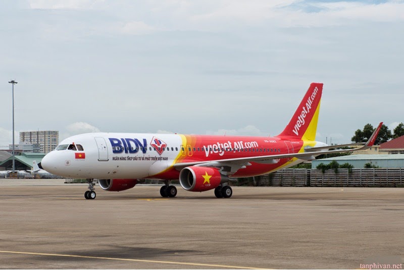 Khuyến mãi vé máy bay đi Nha Trang mùa hè này Ve+may+bay+di+nha+trang