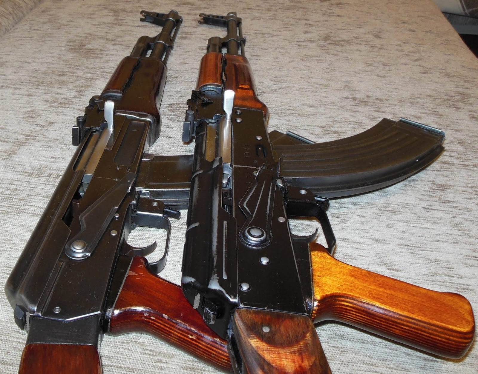 combloc customs