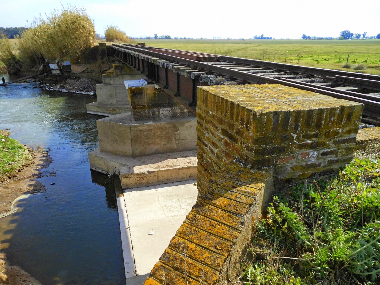 CAMINANDO LA PAMPA Arroyo del Medio, Buenos Aires, Argentina