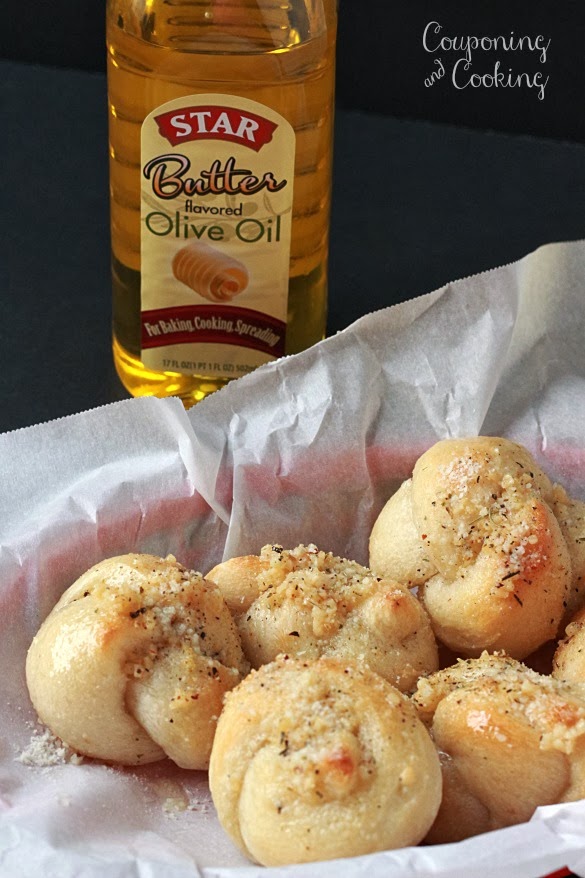 Tobins' Tastes Quick & Easy Homemade Garlic Knots {Star Butter Flavored Olive Oil}
