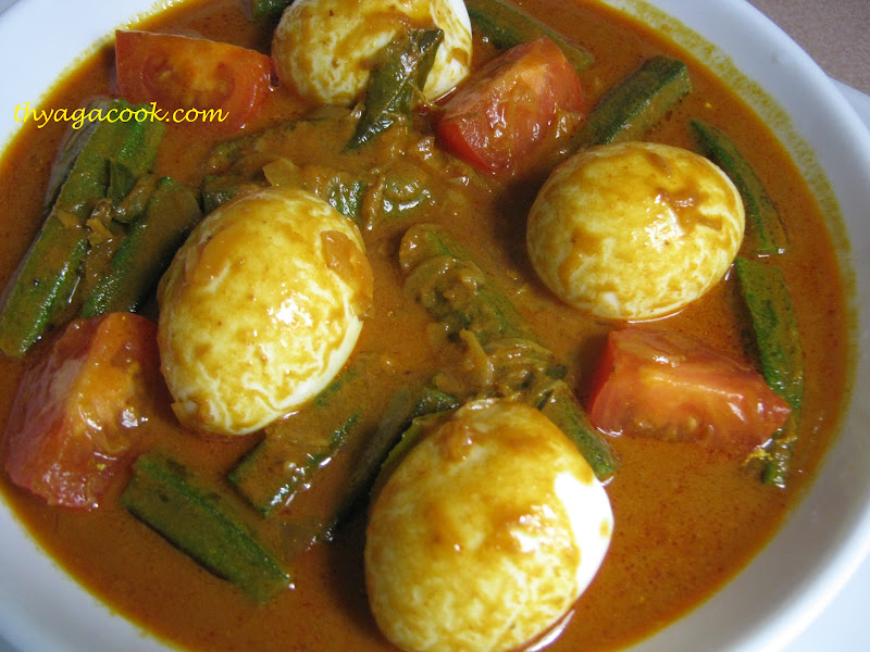 KARI LEAFS Malaysian flavour's: EGG CURRY