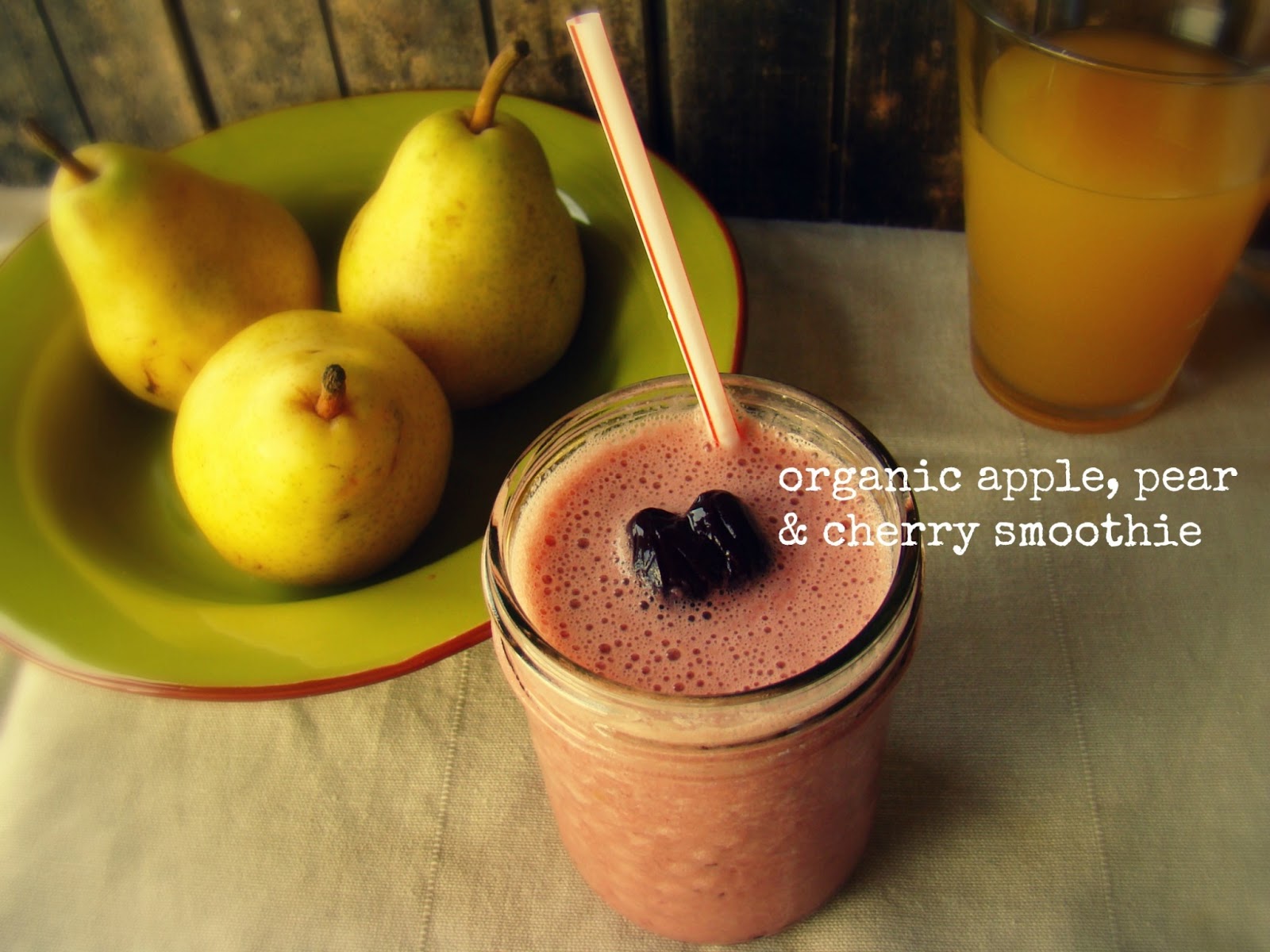 Apple, pear & cherry smoothie