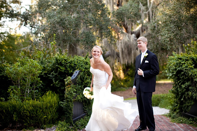 A lowcountry wedding blog featuring Charleston weddings, Hilton head weddings, myrtle beach weddings, southern weddings, honey horn plantation, amanda joy photography,  Charleston wedding blogs, Hilton head wedding blogs, myrtle beach wedding blogs