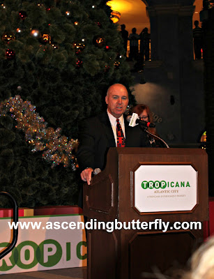 Tropicana Atlantic City Casino 2015 Holiday Tree Lighting Tropicana General Manager, Steve Callender