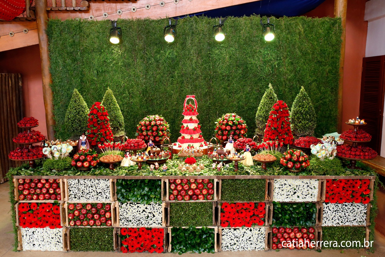 decoracao branca de neve andrea guimaraes:Imagens e decoração do site Graziella Beltrão. decoracao branca de neve andrea guimaraes:Imagens e decoração do site Graziella Beltrão.