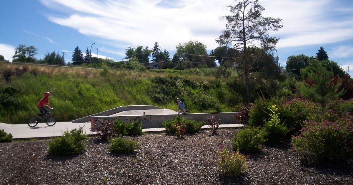 Tripping around Washington Parks on Spring Street Pullman WA