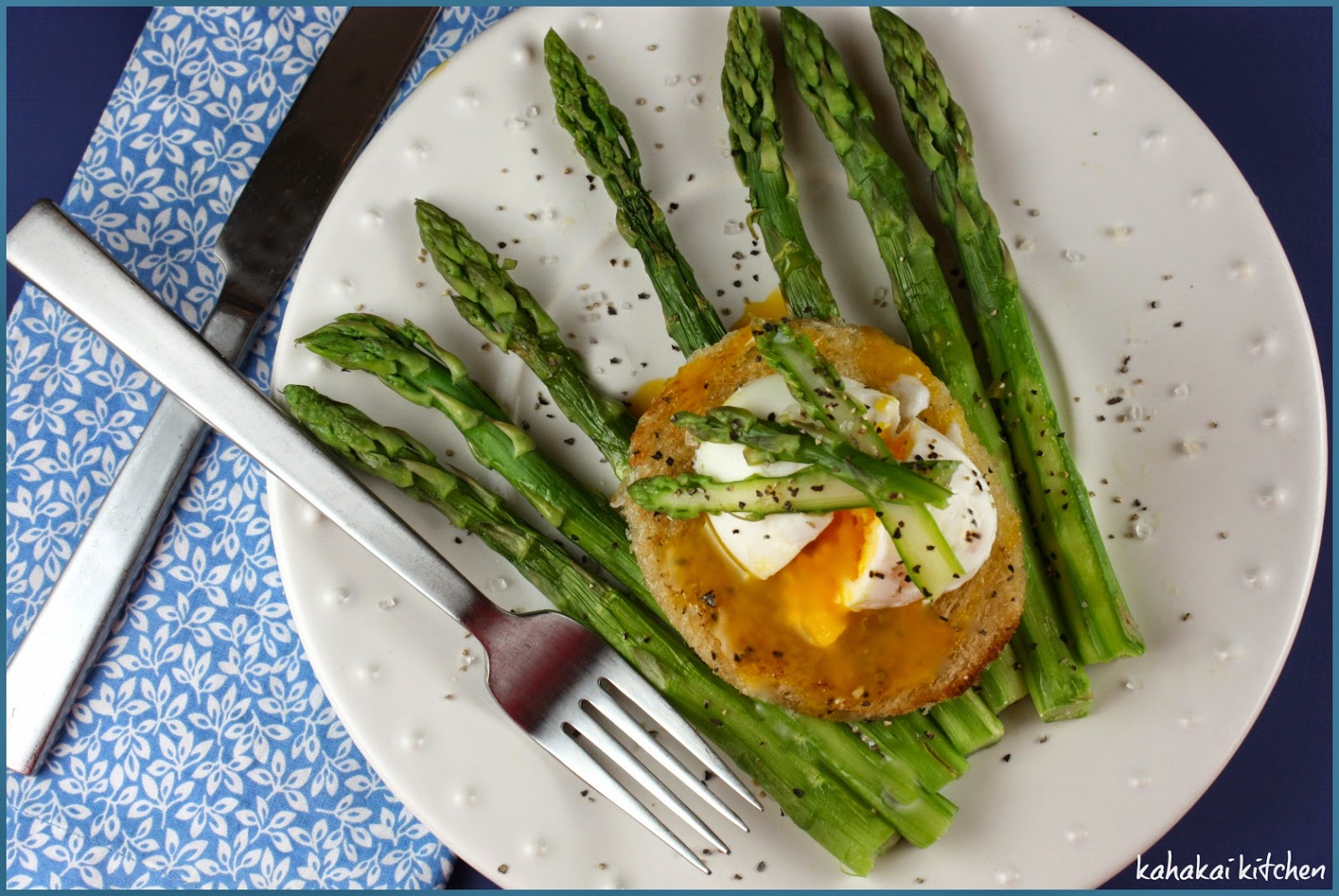 Kahakai Kitchen Jacques Pépin's Mollet Eggs with Steamed Asparagus