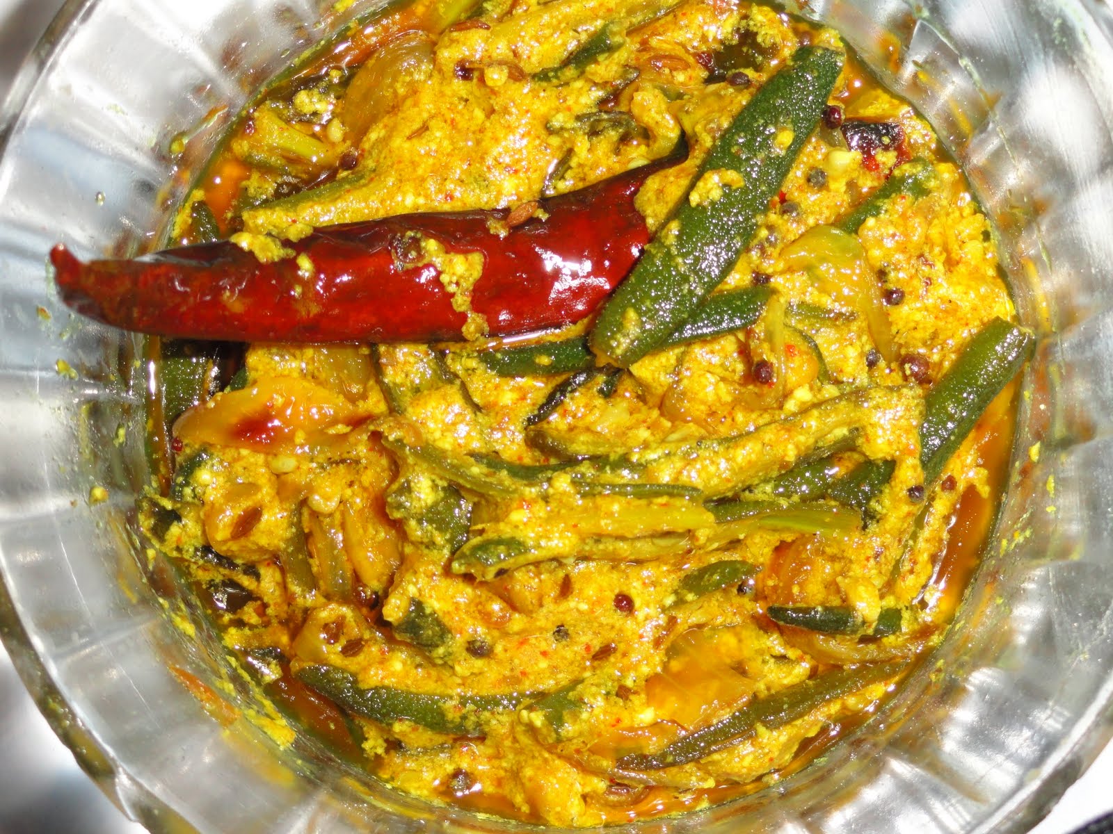 Kitchen mania Hyderabadi Dahi Bhindi / Shallow fried Okra in Curd