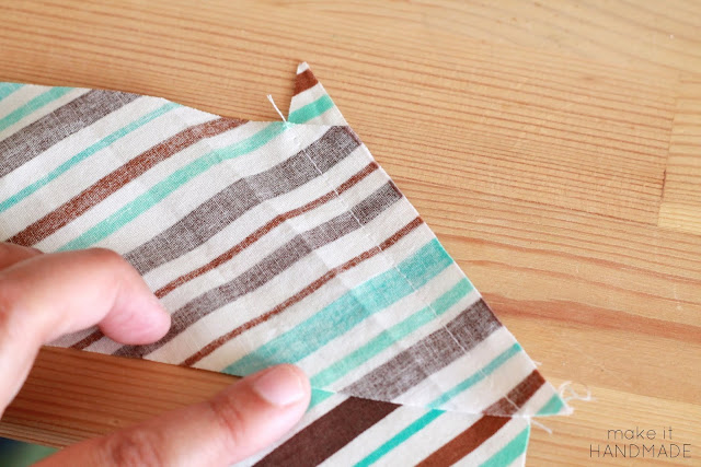 How to easily match stripes when piecing your binding for an almost invisible join! Tutorial by Make It Handmade. 