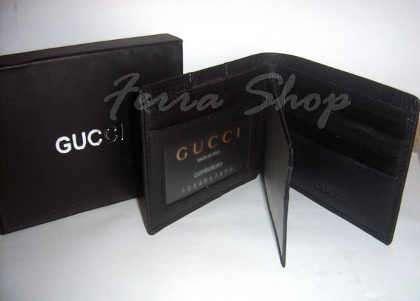 dompet pria dan wanita branded serta ikat pinggang kulit dompet pria dan wanita branded serta ikat pinggang kulit