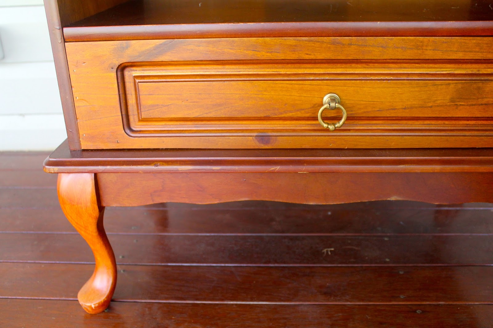 made in america flipping furniture