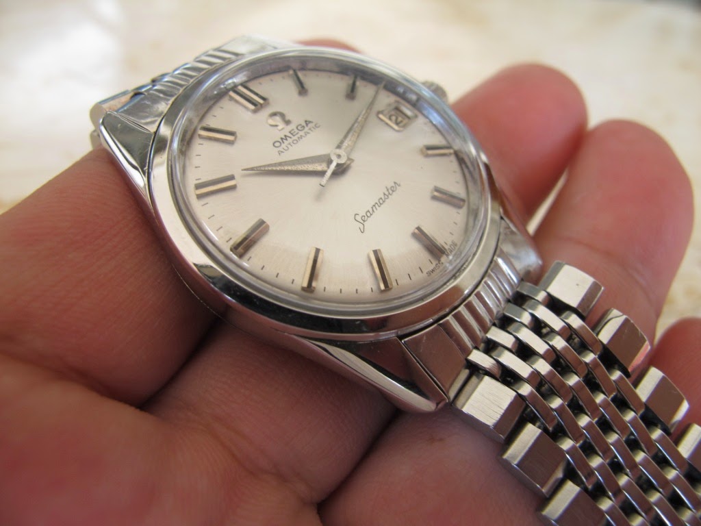 Maximuswatches Jual Beli Jam Tangan Second-Baru Original-Koleksi Jam  Maximus-www.maximuswatches.com: OMEGA SEAMASTER 562 - AUTOMATIC (SOLD)