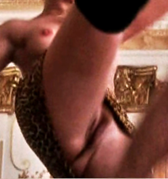 "Showgirls" (Elizabeth Berkley & Gina Gershon) 230 Elizabeth+Berkley+(13)