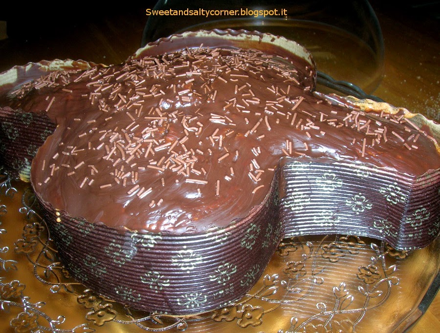 Colomba di Pasqua al cioccolato (ricetta veloce)