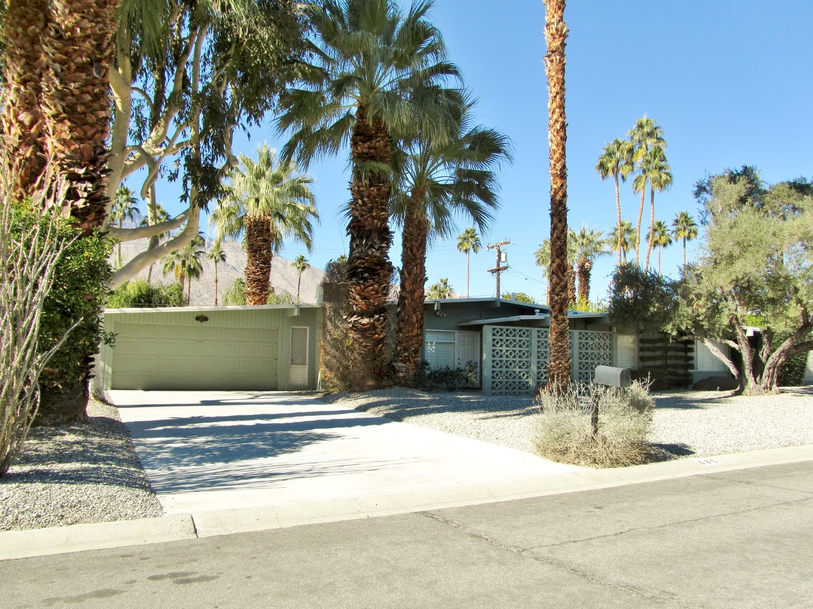 The Krisel Connection: Ramon Rise (aka Little Beverly Hills) – Palm