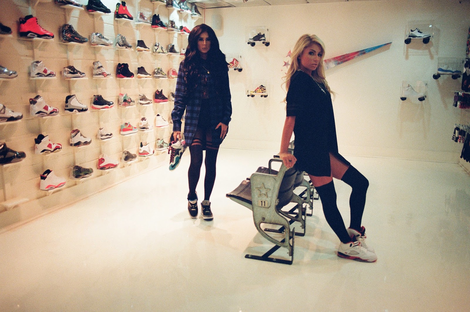 EVOFILM Lisa Marie and Crystal McCallum for Status DTX