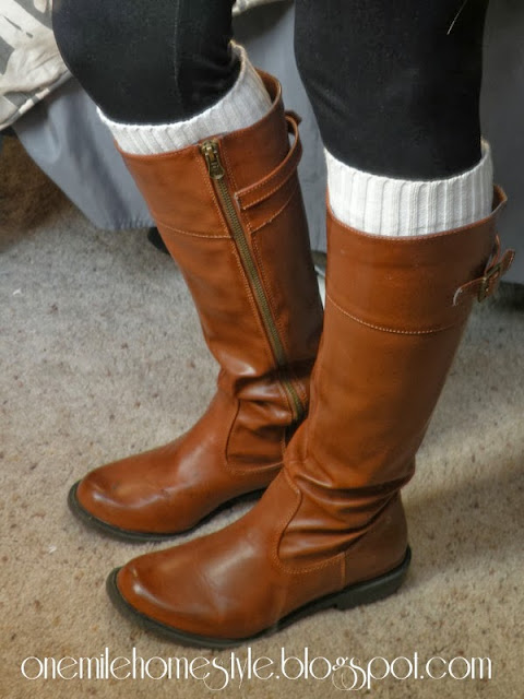 No-Sew Boot Socks {One Mile Home Style}