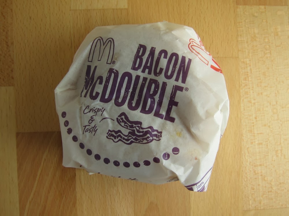 Review McDonald's Bacon McDouble Brand Eating