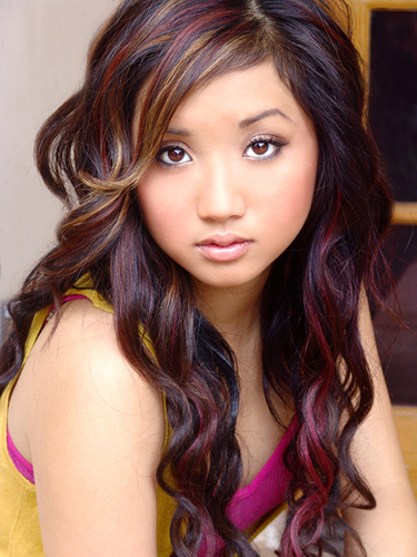 Celebrity Arena Brenda Song Hot Sexy Photo Short Biography