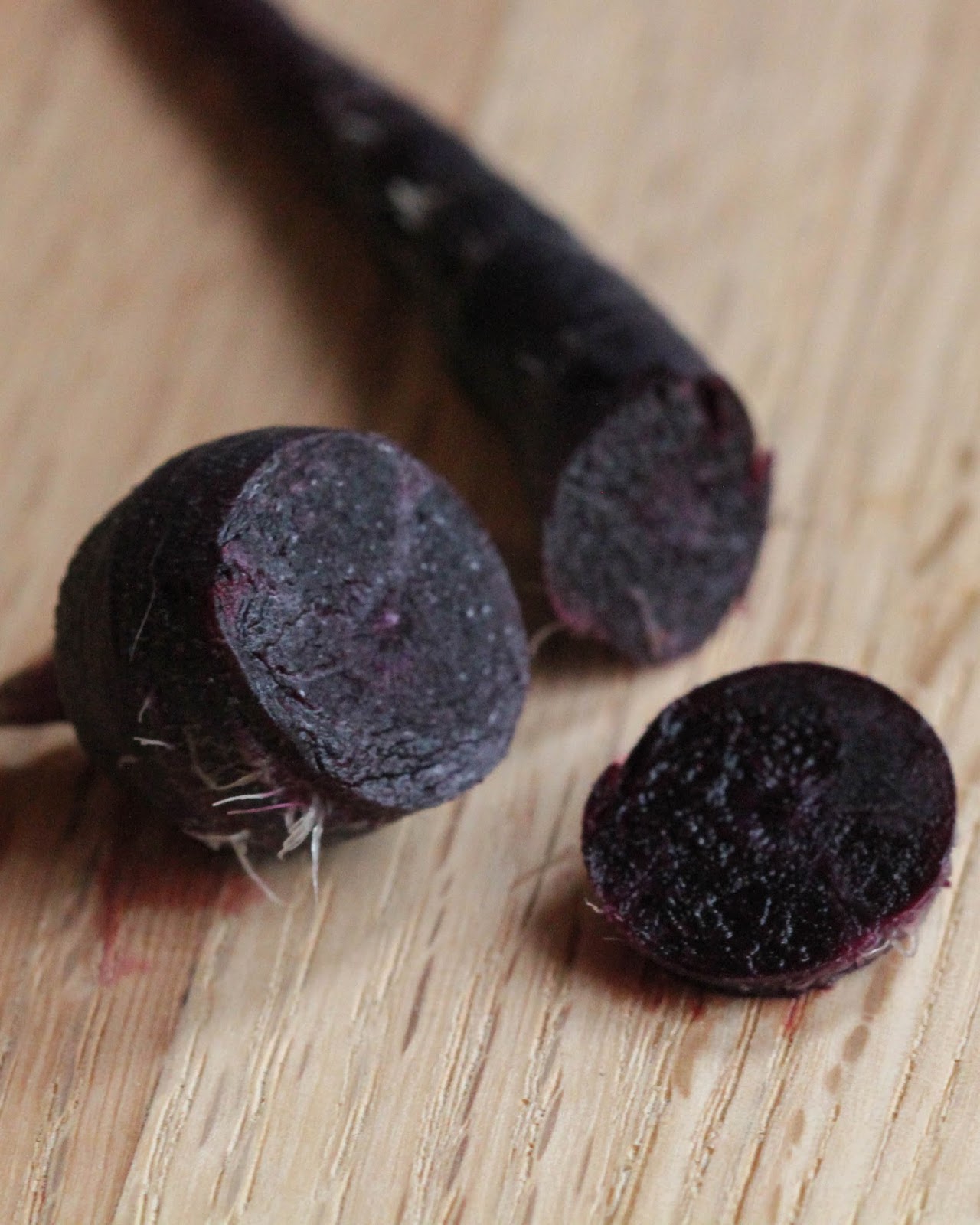 Red House Garden The Black Carrot