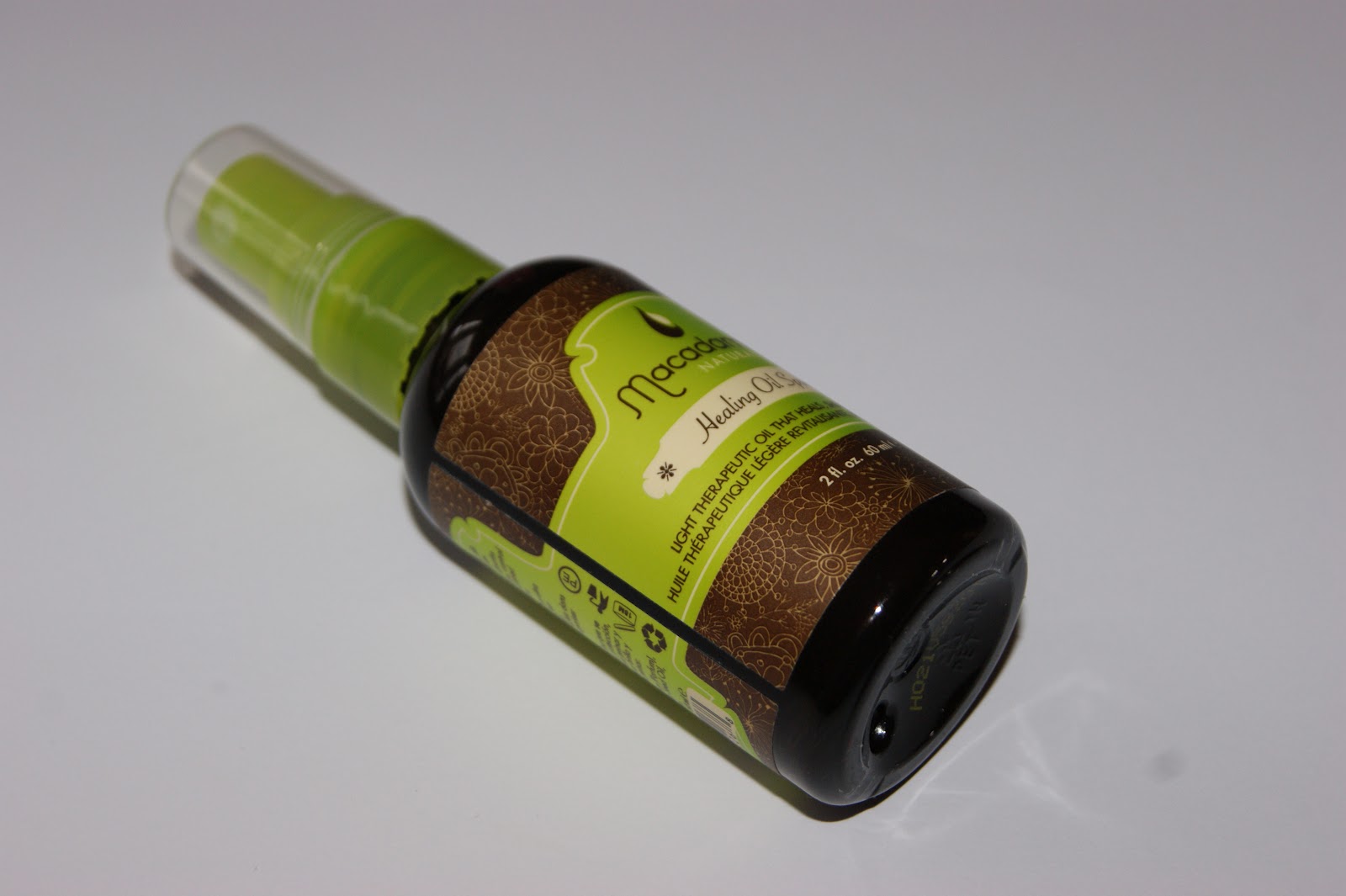 Macadamia Healing Oil Spray Review The Sunday Girl