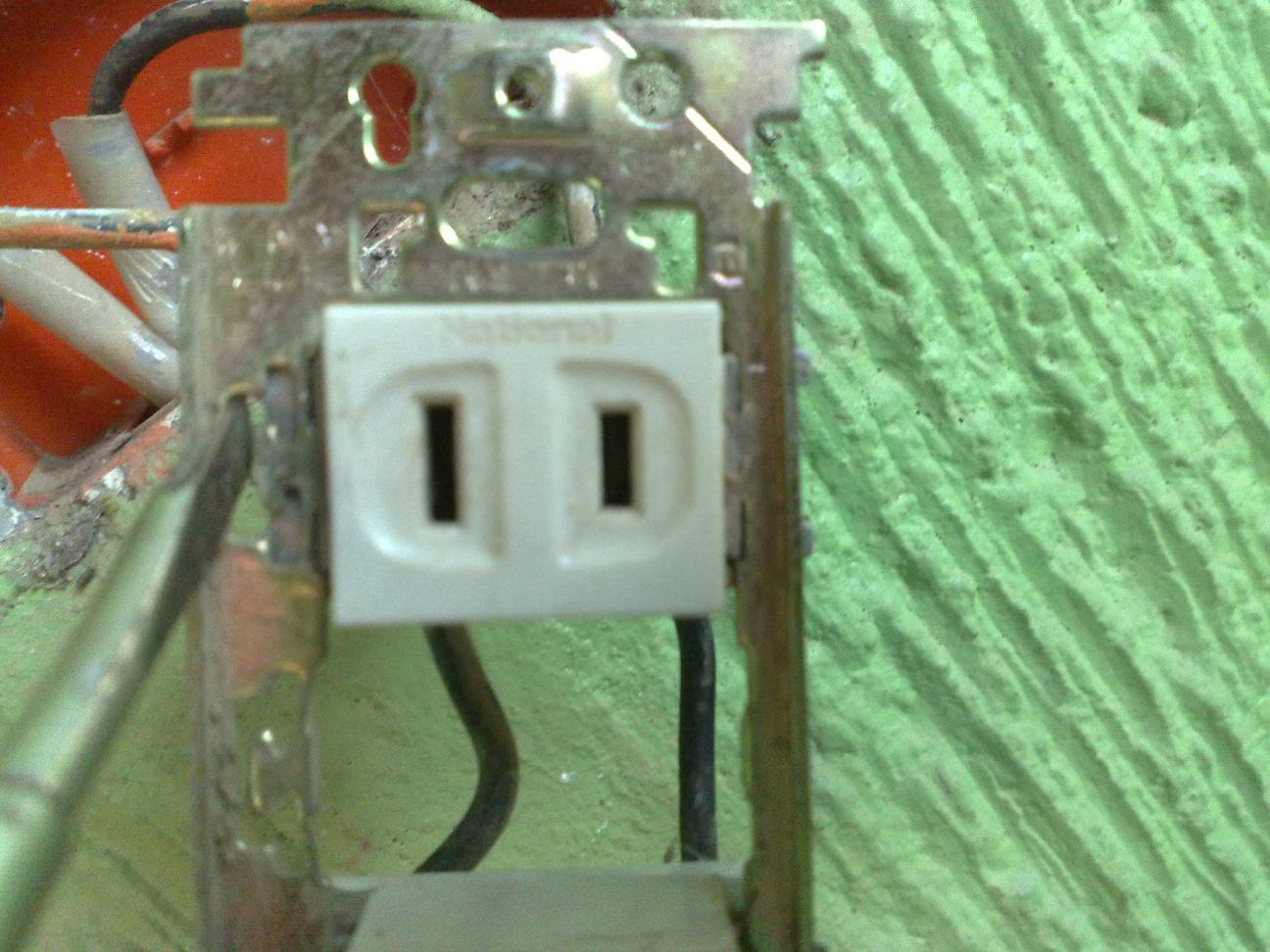 Yes! You Can! Fixing Loose Sockets / Switches