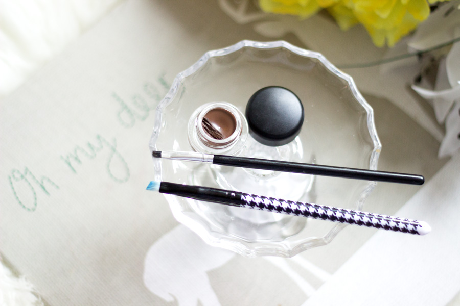 FashStyleLiv MAC Dipdown Fluidline Eyeliner Gel Review