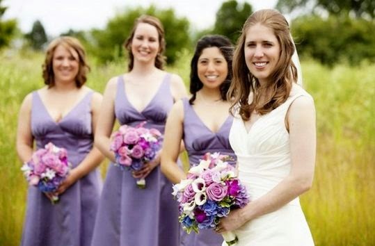 Cách chọn sắc màu hoa hoàn hảo cho cô dâu