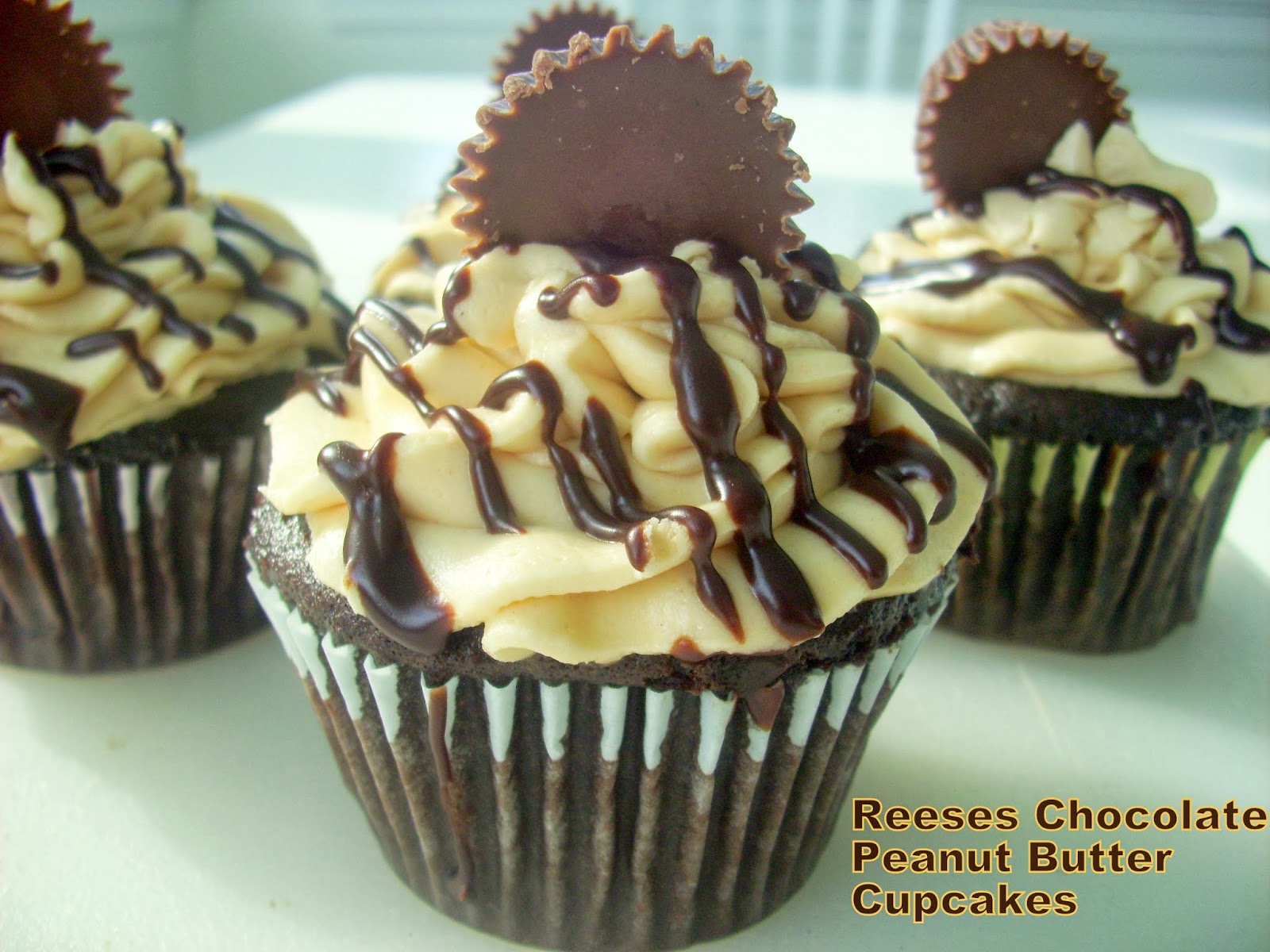 Flavors by Four Reese's Chocolate Peanut Butter Cupcakes