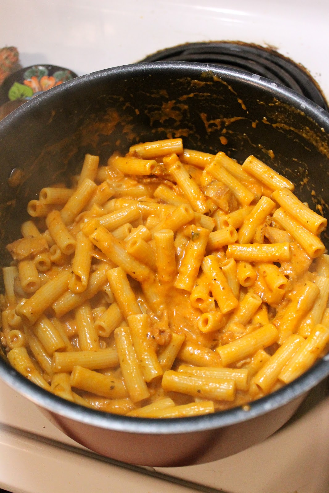 Bossy Italian Wife Quick Fix Rigatoni w/ Bacon Vodka Sauce